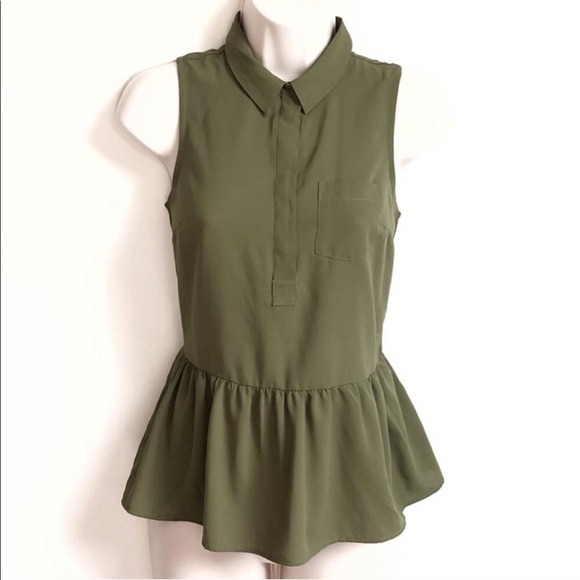 🆕 American Eagle peplum 1/4 button solid green ruffle tank top blouse xs - Picture 1 of 8